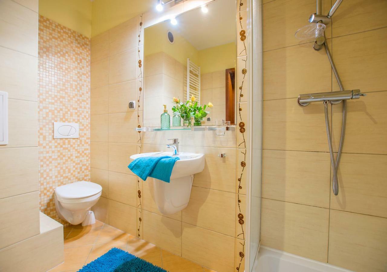 Senlux Apartment
